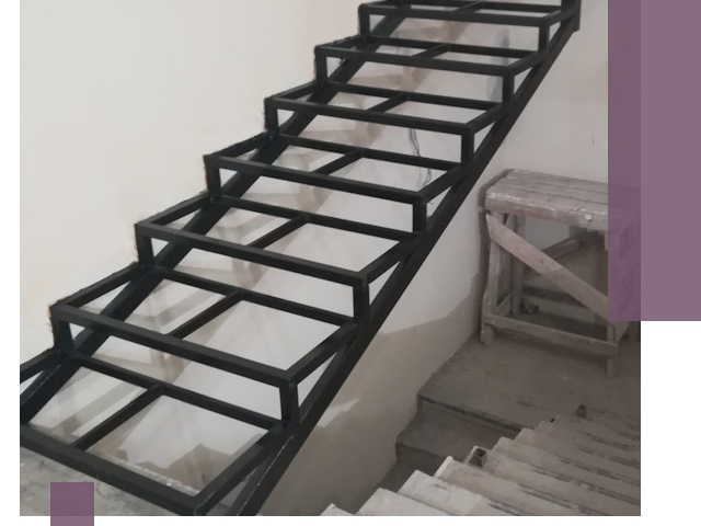 Демонтаж лестниц на металлокаркасе в Солнечногорске: быстрый вывоз и разбор