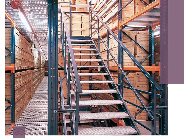 Лестницы складские прочные и безопасные под ключ в Солнечногорске