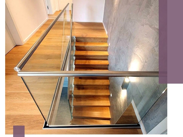 Перила для лестницы в доме — изготовление и монтаж в Солнечногорске