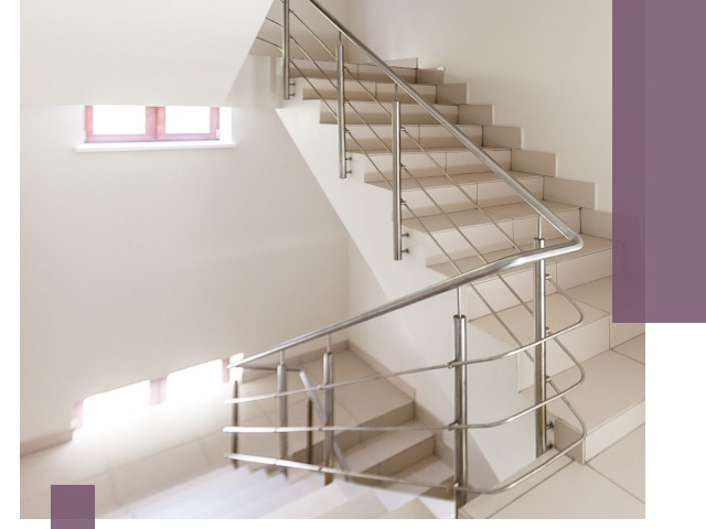 Установка и замена перил в подъезде в Солнечногорске