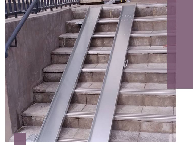 Демонтаж откидных пандусов профессионально в Солнечногорске