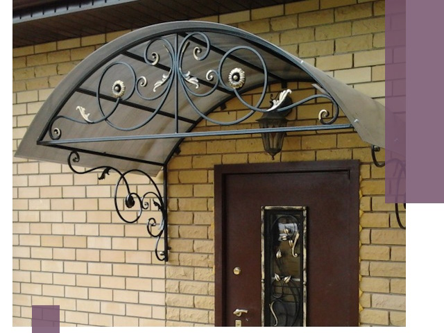 Изготовление козырьков из металла под ключ в Солнечногорске