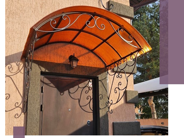 Демонтаж козырьков в Солнечногорске быстро и безопасно